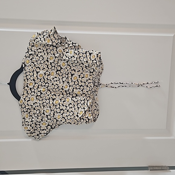 AE Cropped Floral Tee - XS - Picture 6 of 7